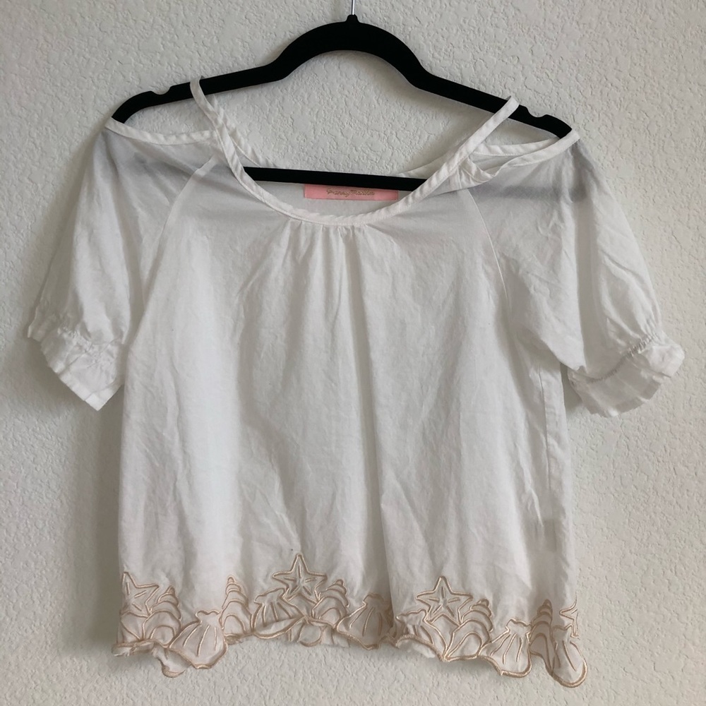 Cold shoulder shells top NWOT
